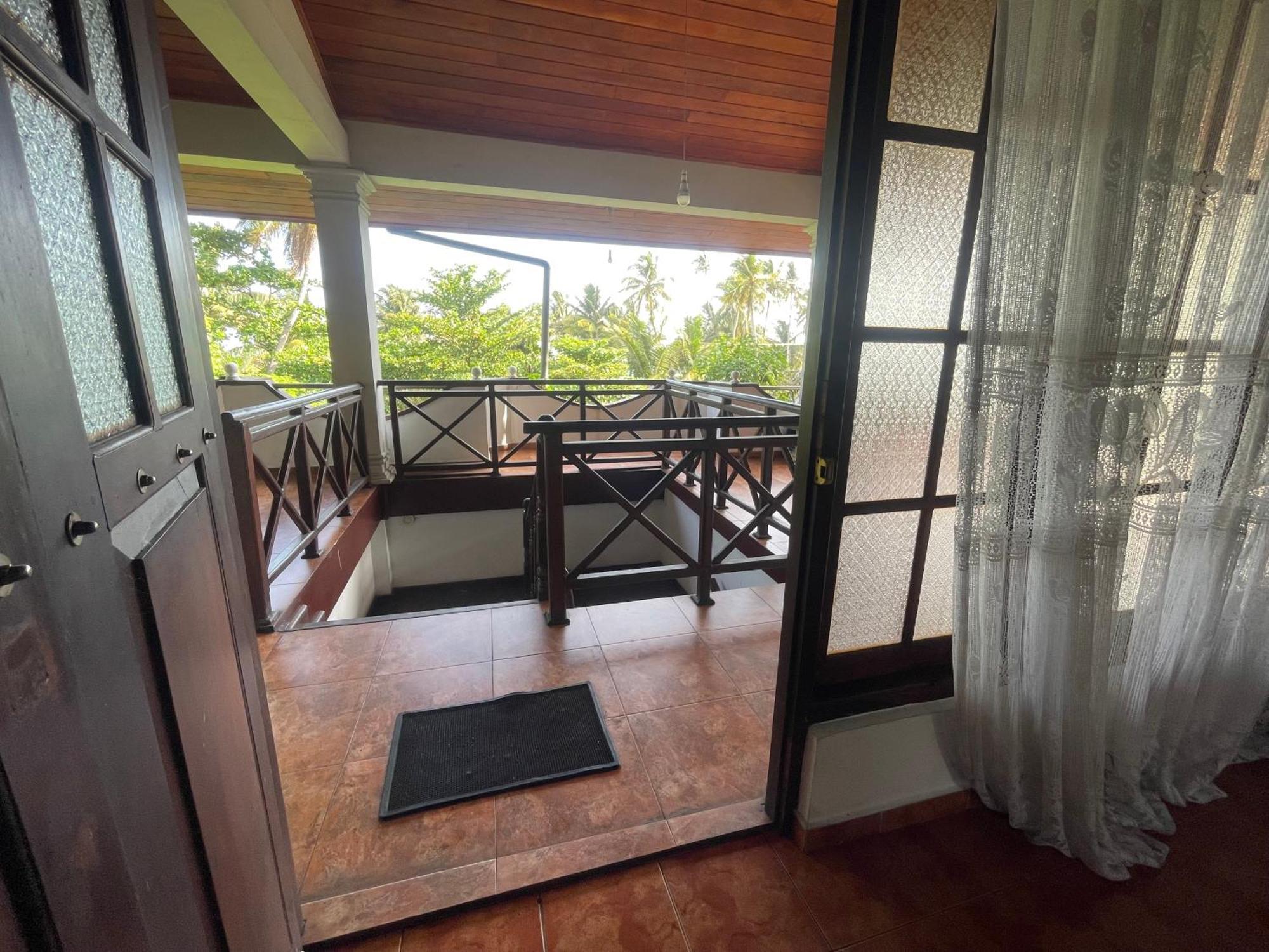 Serendipity Beach Unawatuna Exterior photo