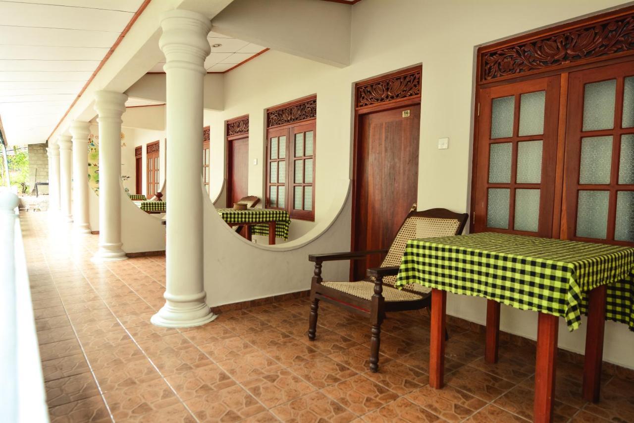 Serendipity Beach Unawatuna Exterior photo