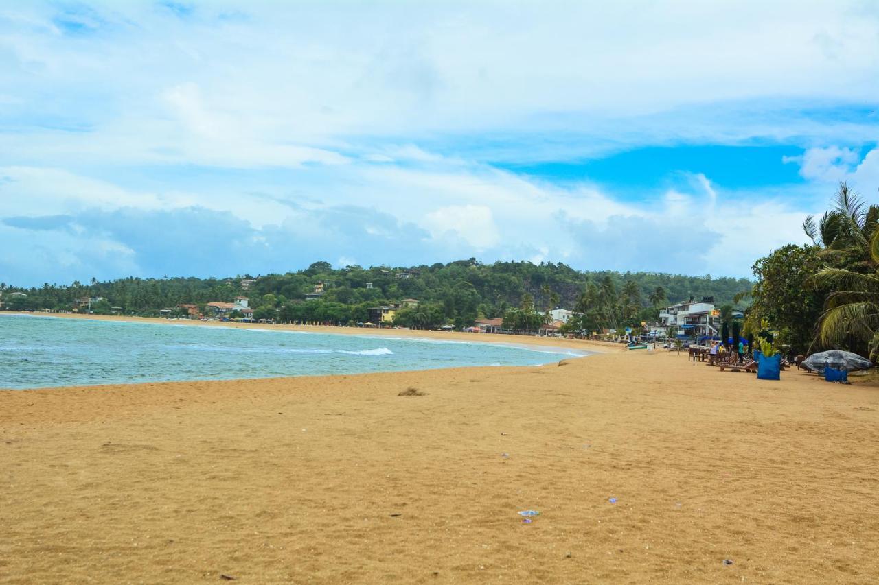 Serendipity Beach Unawatuna Exterior photo